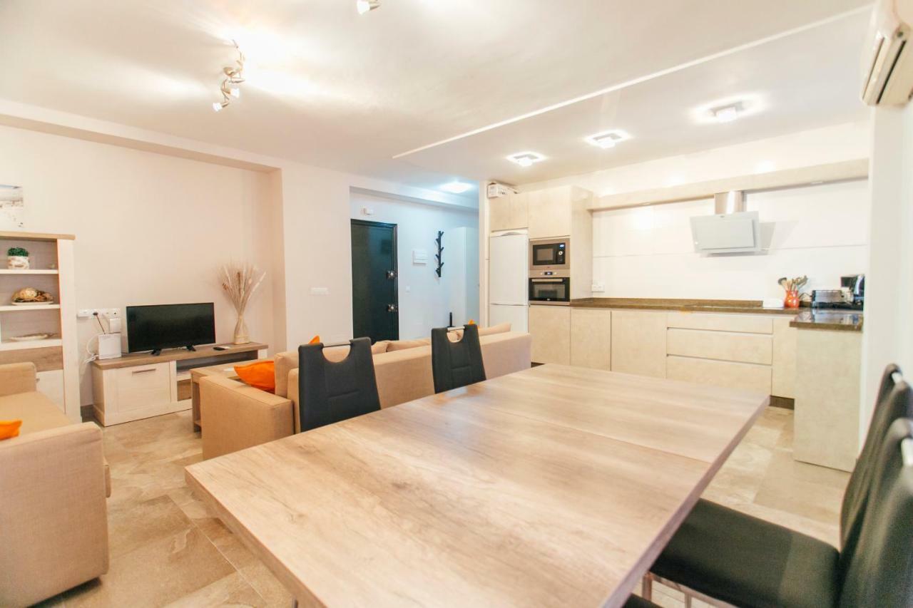 Apartament Wide And Diaphanous- 3bd 2bth- Alcazar