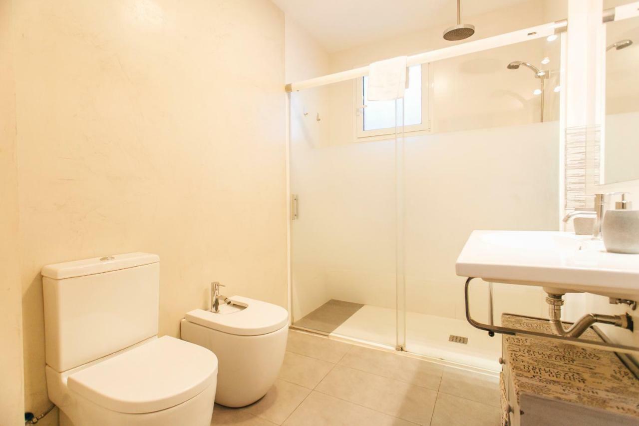 Wide And Diaphanous- 3bd 2bth- Alcazar Apartament